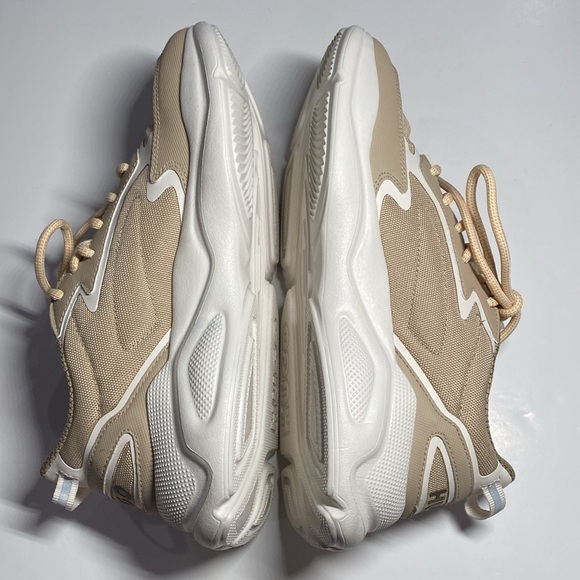 NWOT Hugo Women’s Runners Size 37 Fits 7 Leon Trainers Lace Ups Tan Cream Fabric - Picture 5 of 13
